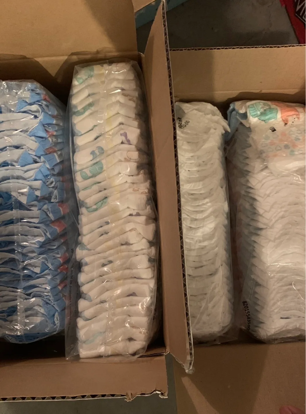 Diapers 2-3t, size 4 thumbnail