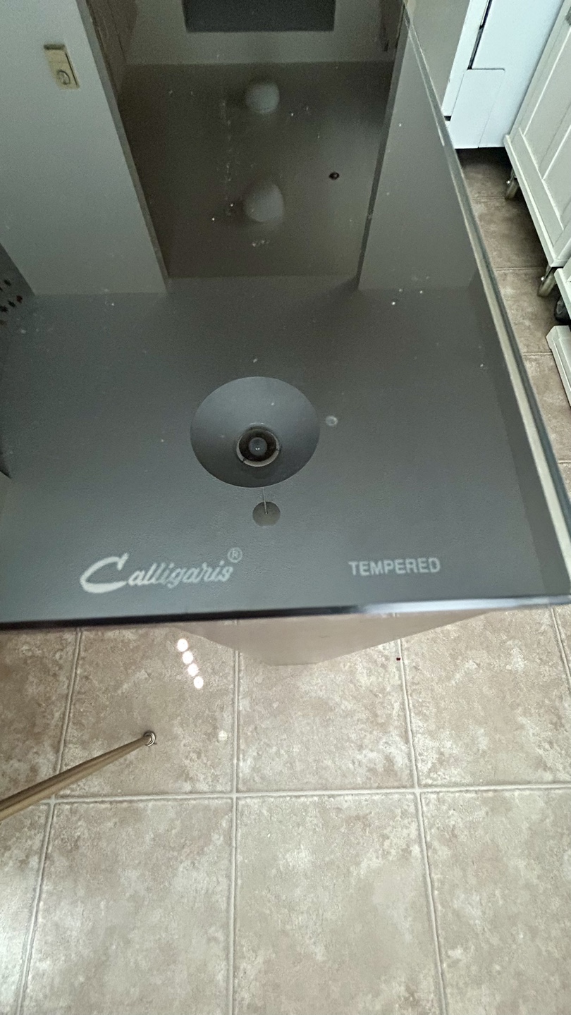 FREE Designer Calligaris extendable dining table. - photo 2