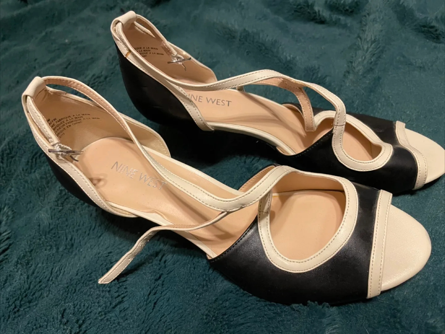 Nine West Black & Cream Heels - Size 8.5 thumbnail