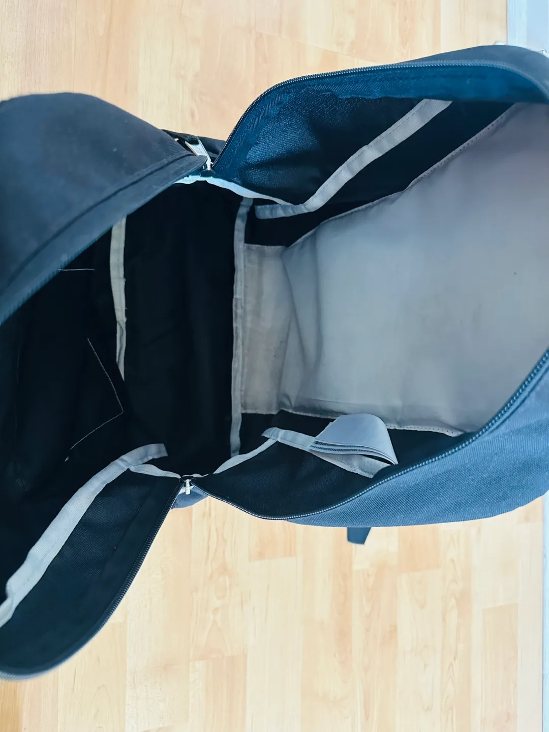 JanSport Cross Town Backpack - Black image indicator(4)