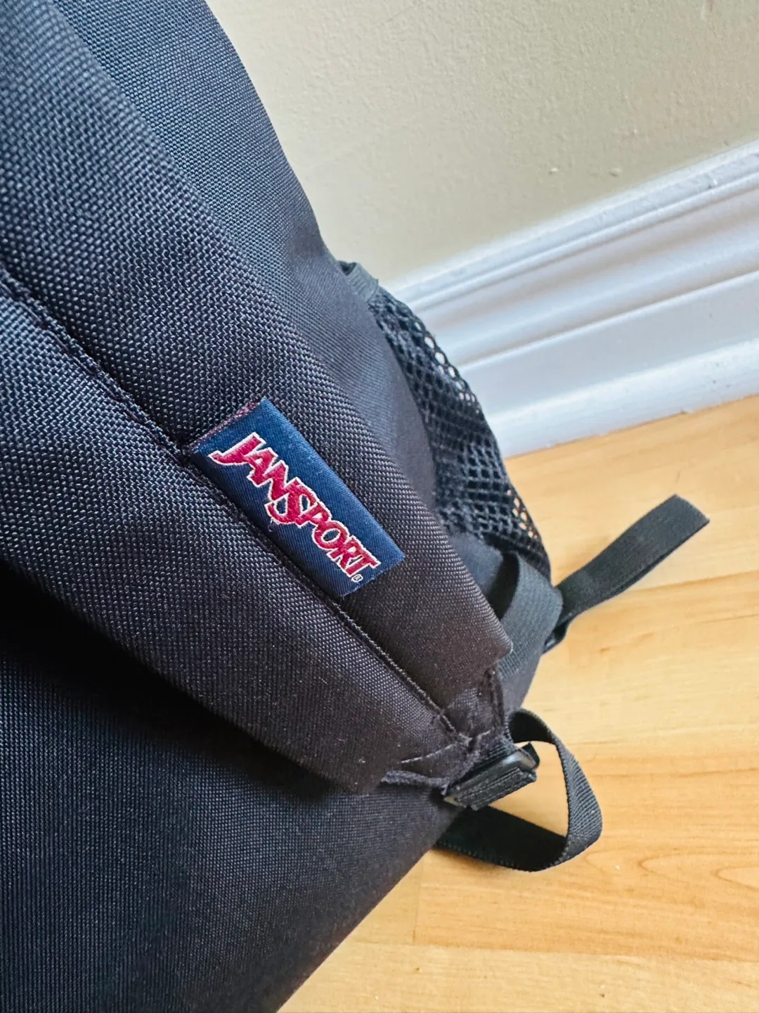 JanSport Cross Town Backpack - Black image indicator(2)