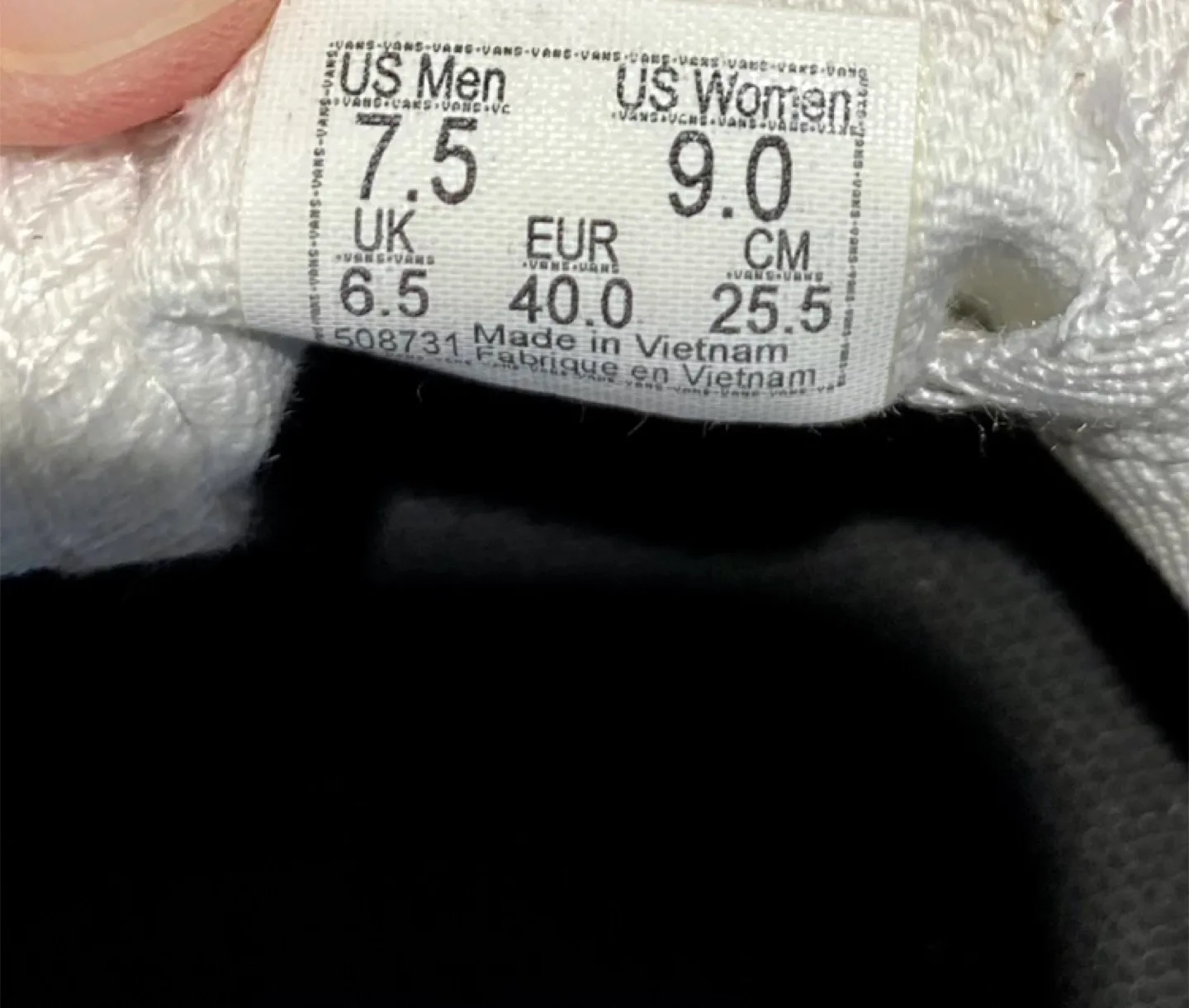 New Vans Classic Slip-On Snake Print, US Women's 9 image indicator(2)