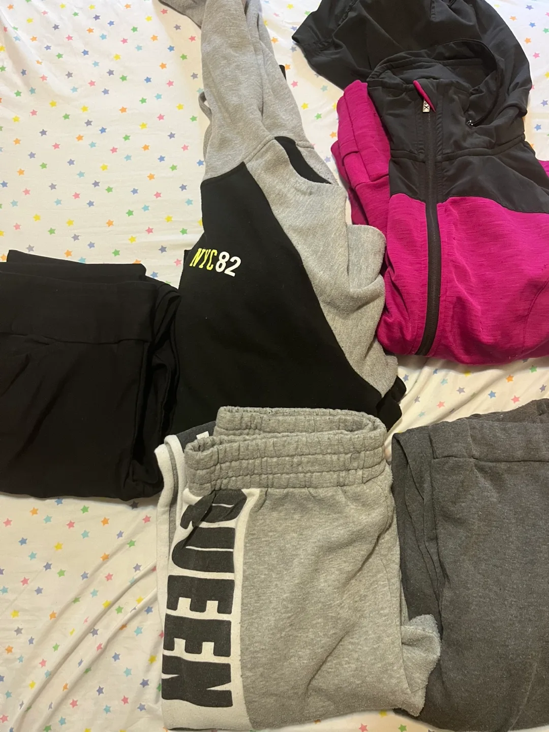 Hoodie & Sweatpants Bundle thumbnail