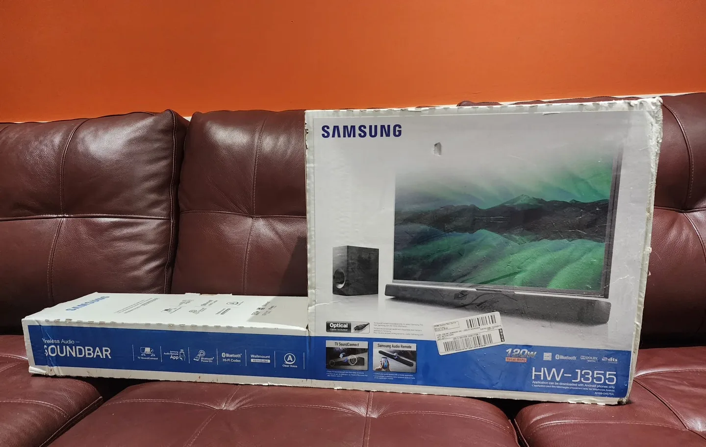 Samsung HW-J355 Soundbar - Like New! image indicator(2)