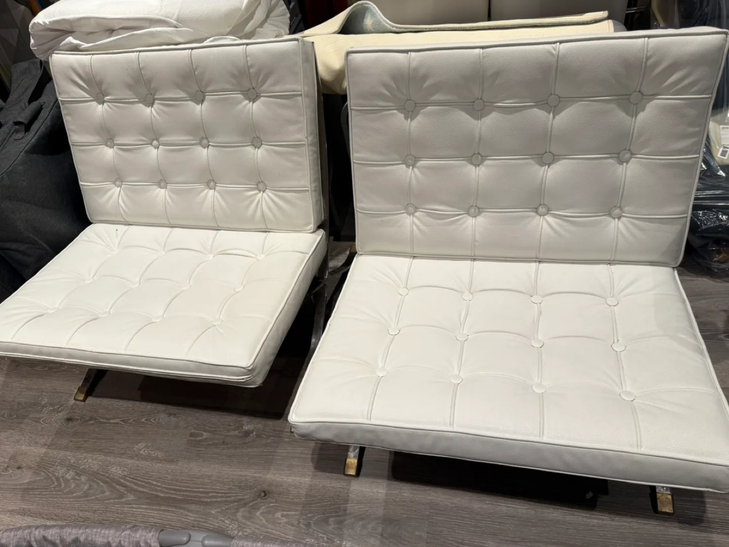 Barcelona Style White natural Leather Chair thumbnail