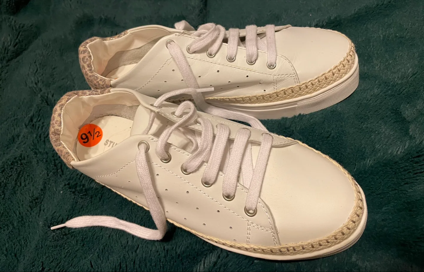 Studio Flexx White Sneakers - Size 9.5 thumbnail