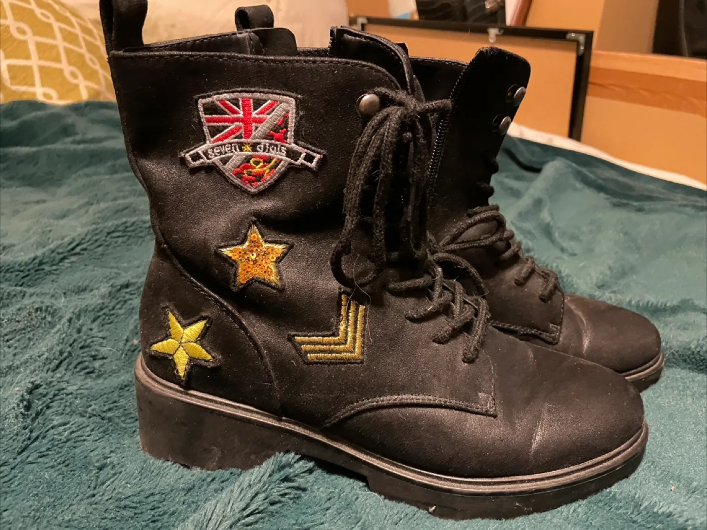 Seven Dials black ankle boots- size 8 thumbnail