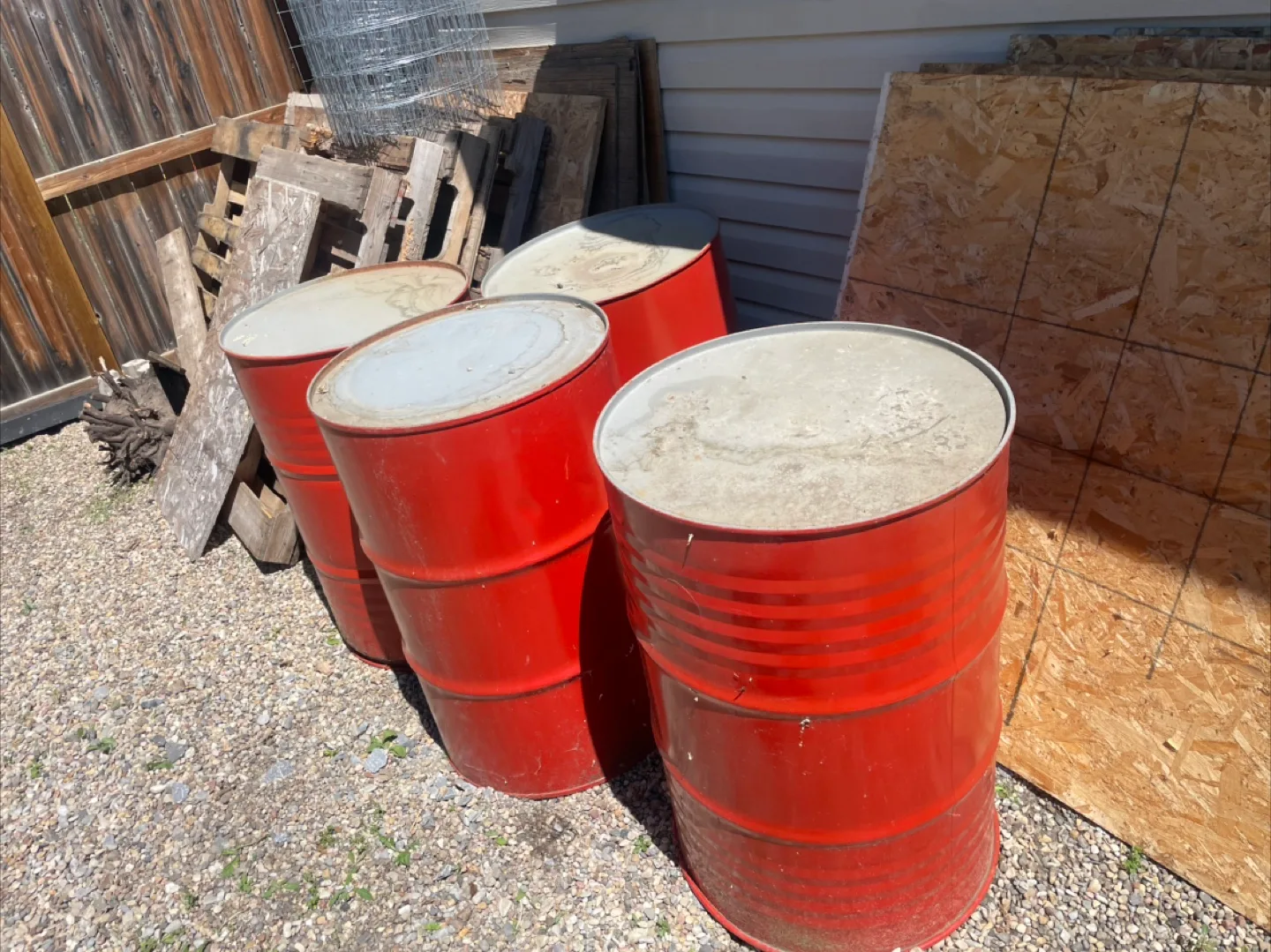 3 Barrels/Drums left (No Lids) thumbnail
