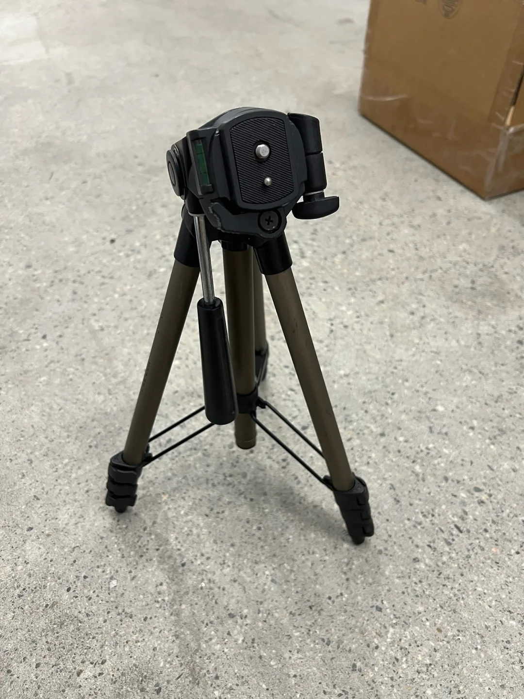Used Tripod thumbnail