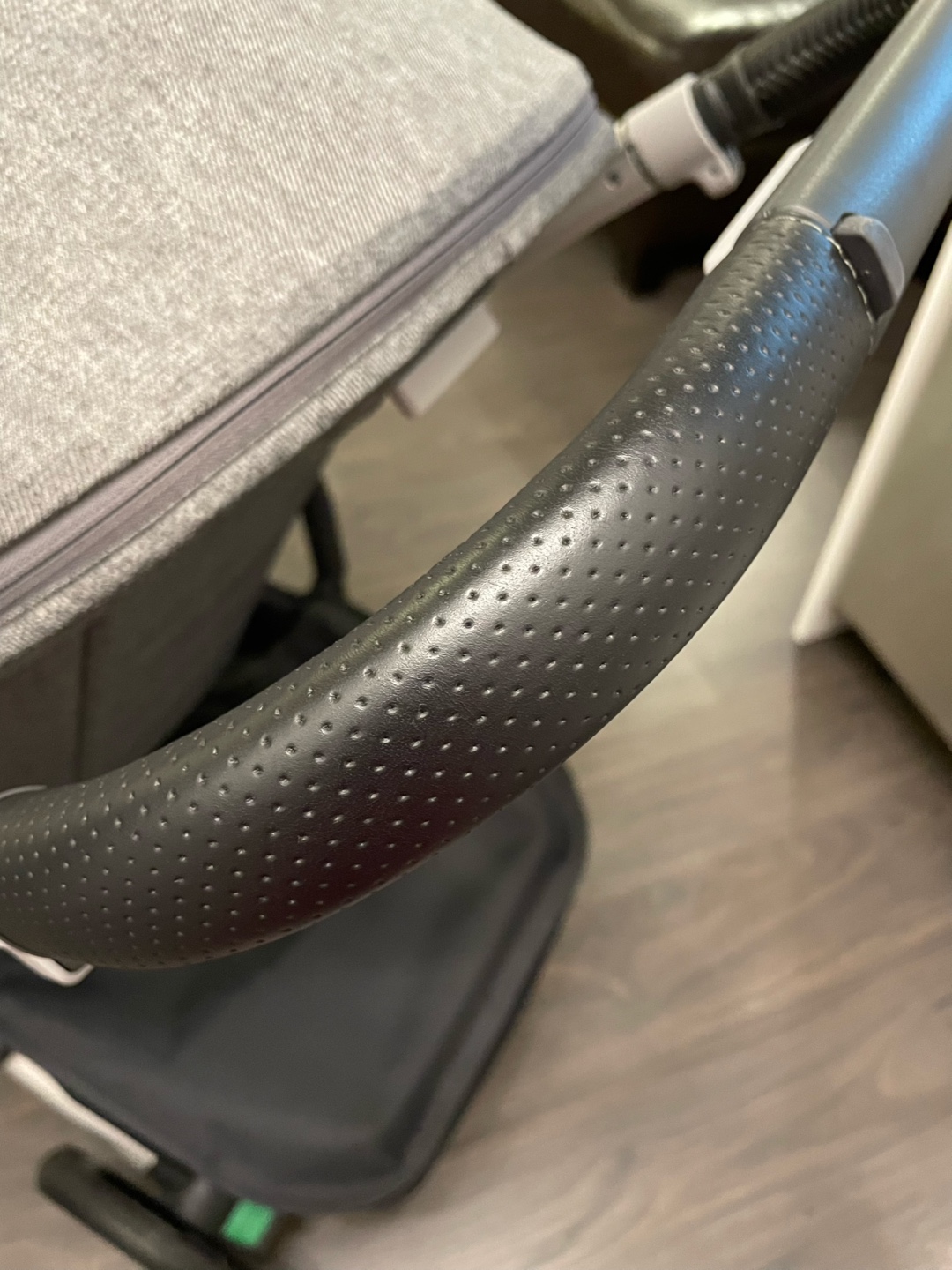 Mint Condition Uppababy Cruz V2 Set - Pls Read Description - photo 3