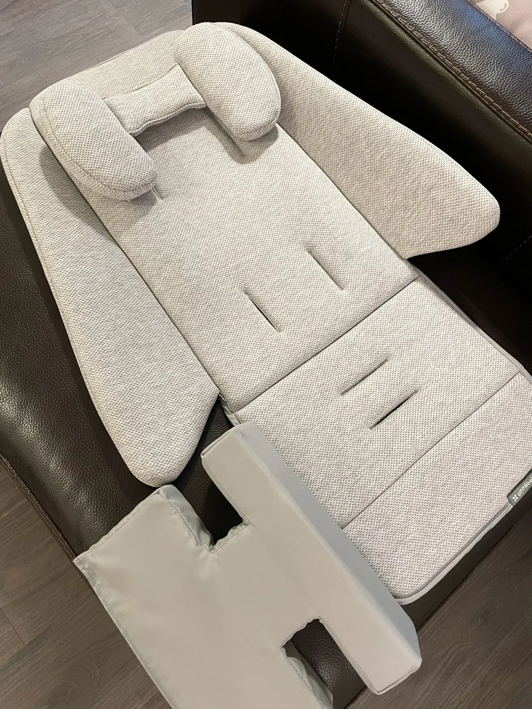 Mint Condition Uppababy Cruz V2 Set - Pls Read Description image indicator(8)