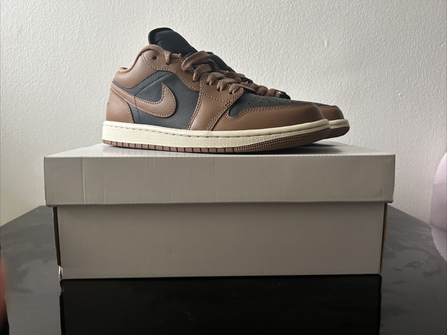 Nike Air Jordan 1 Low SE Brown Basalt Size 7 US - photo 4