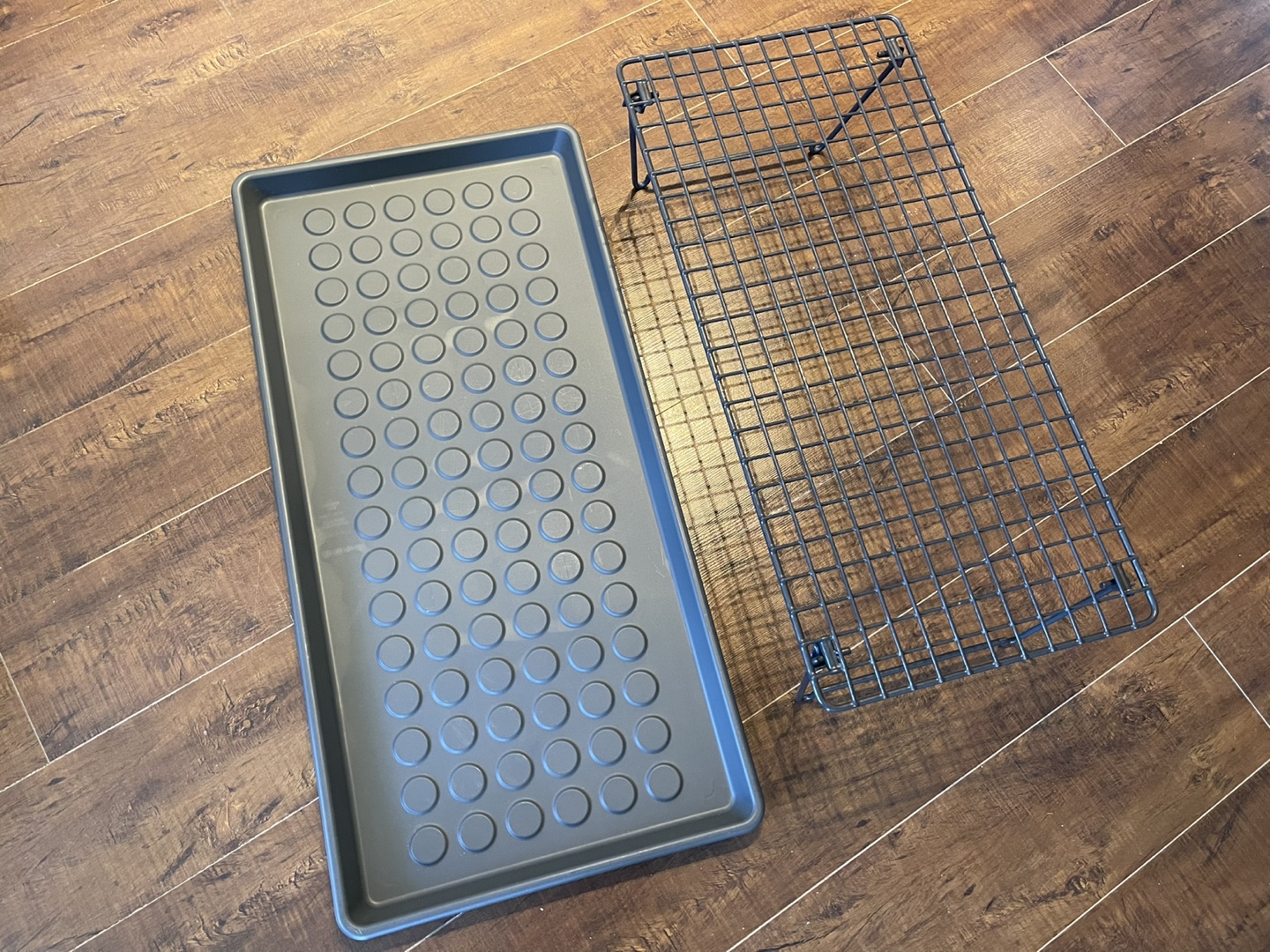 IKEA  Shoe Shelf+ shoes tray(gray)