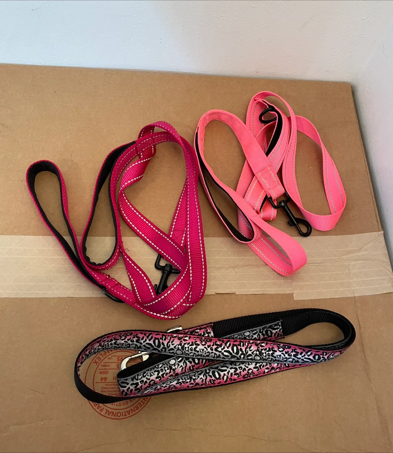 Medium/Large Dog Leashes Lot thumbnail