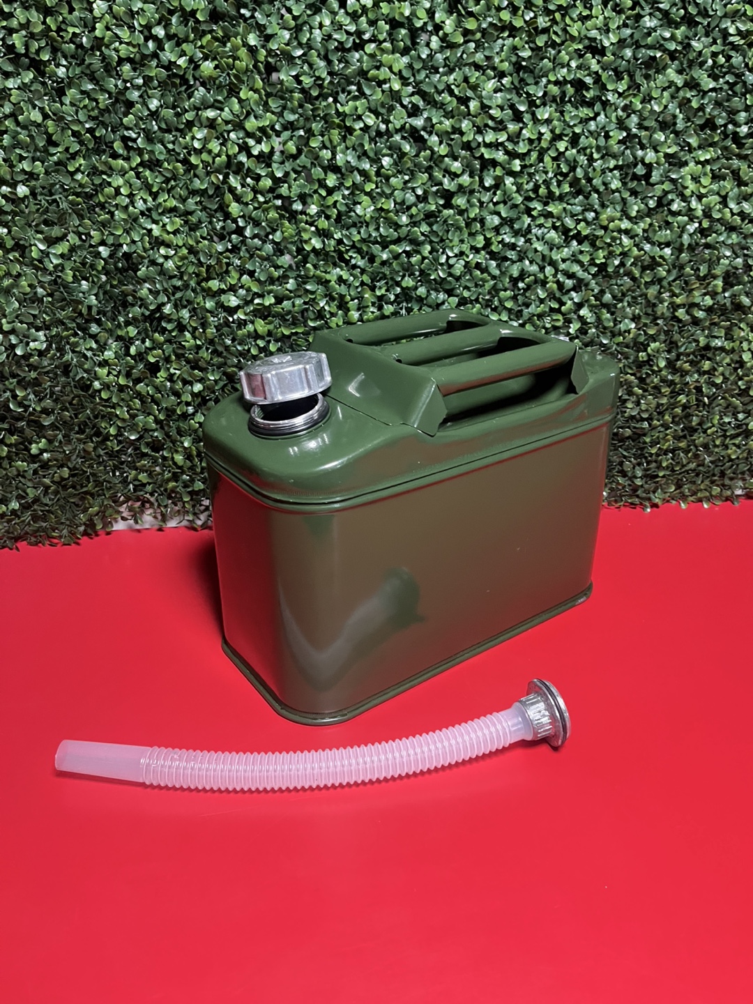 Green Metal Jerry Can 10L - photo 2