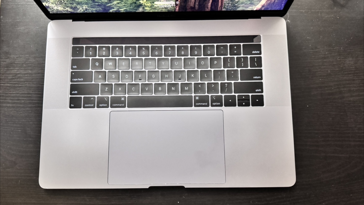 MacBook Pro 2018 - photo 4