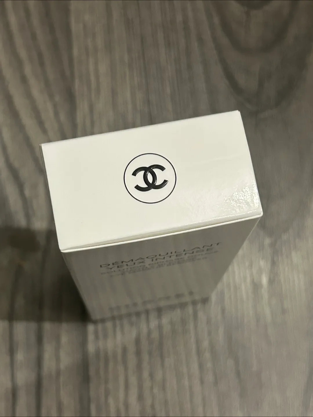 (New, boxed) Chanel Makeup Remover 100ml (retail $57) image indicator(2)