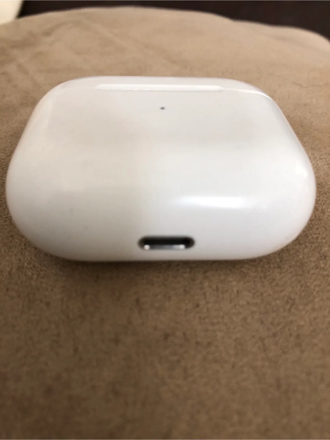 🍁 Used Apple AirPods Charging Case 🇨🇦 image indicator(3)