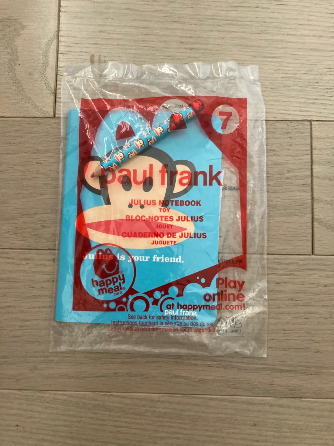 🇨🇦🍁Happy meal Paul Frank Julius Notebook Toy thumbnail