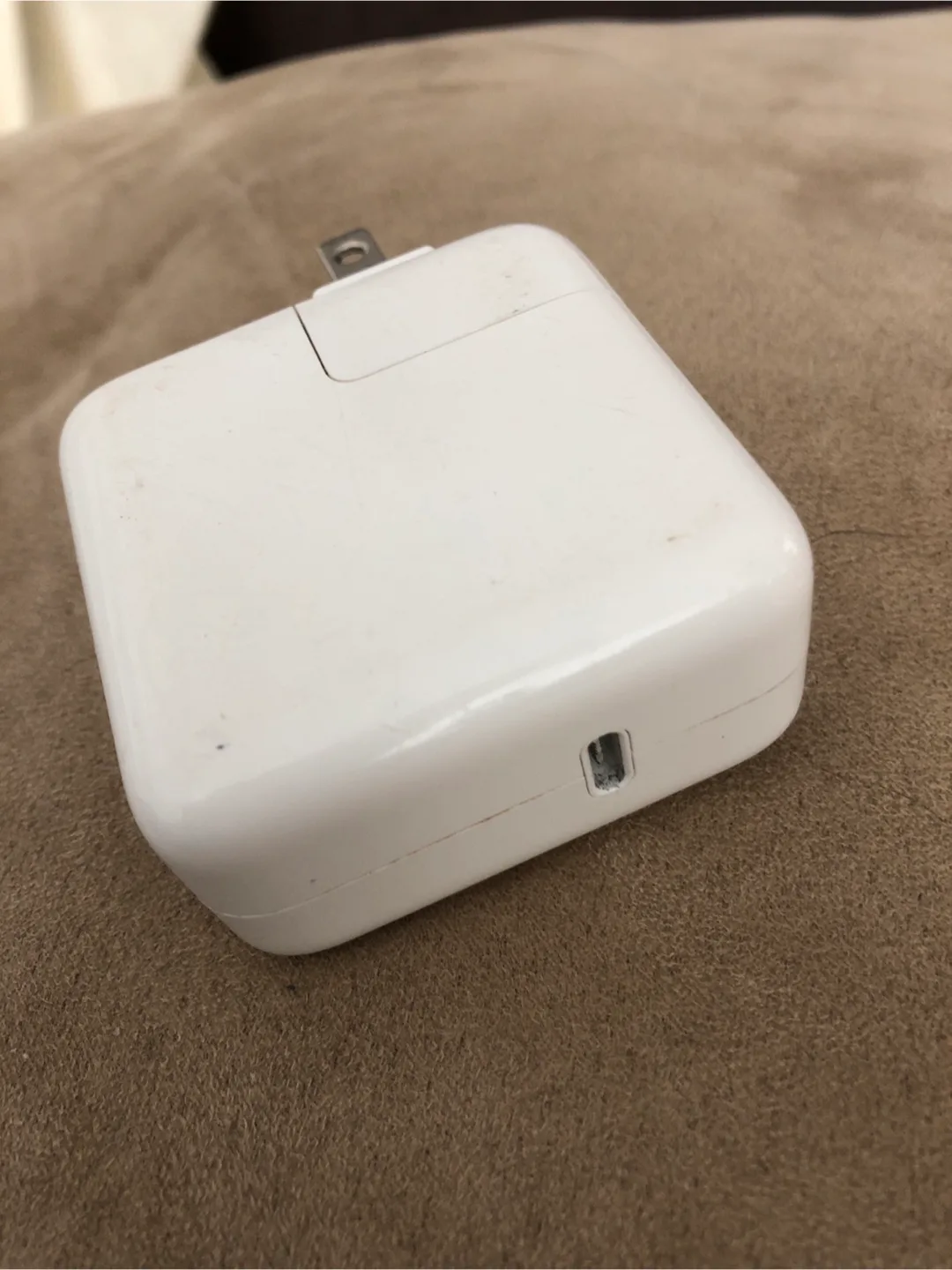🍁 Apple Charger 🇨🇦 thumbnail