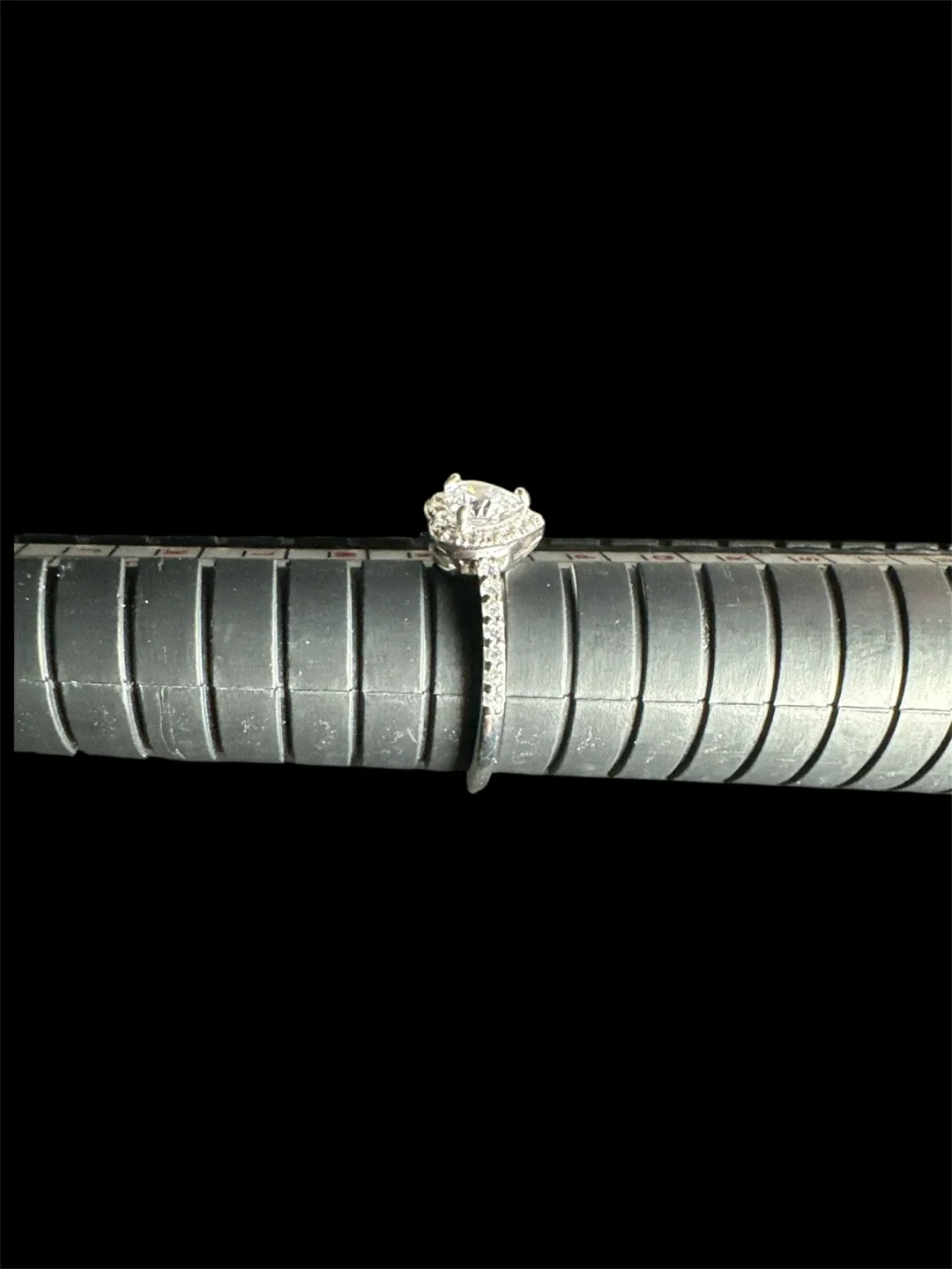 Diamond mossianite Ring image indicator(2)