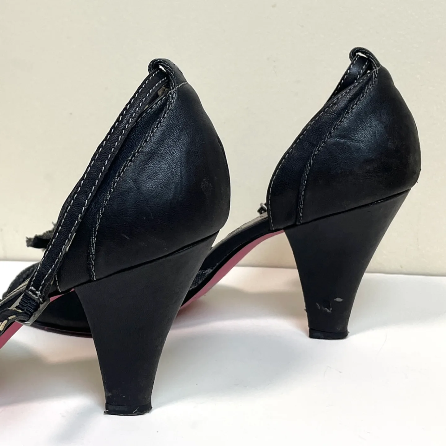 Kenzie Ankle Strap Leather Heel Sz 10 image indicator(8)