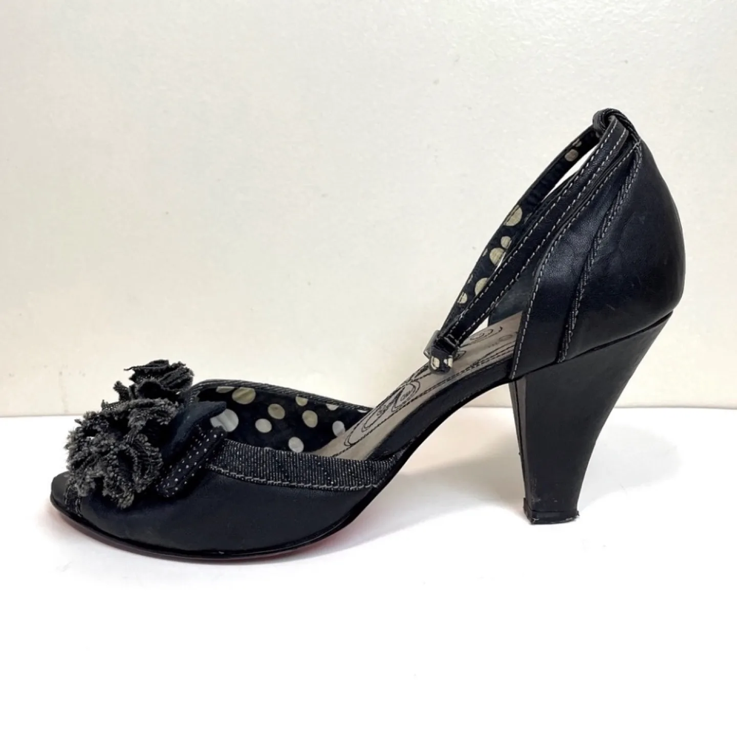 Kenzie Ankle Strap Leather Heel Sz 10 thumbnail