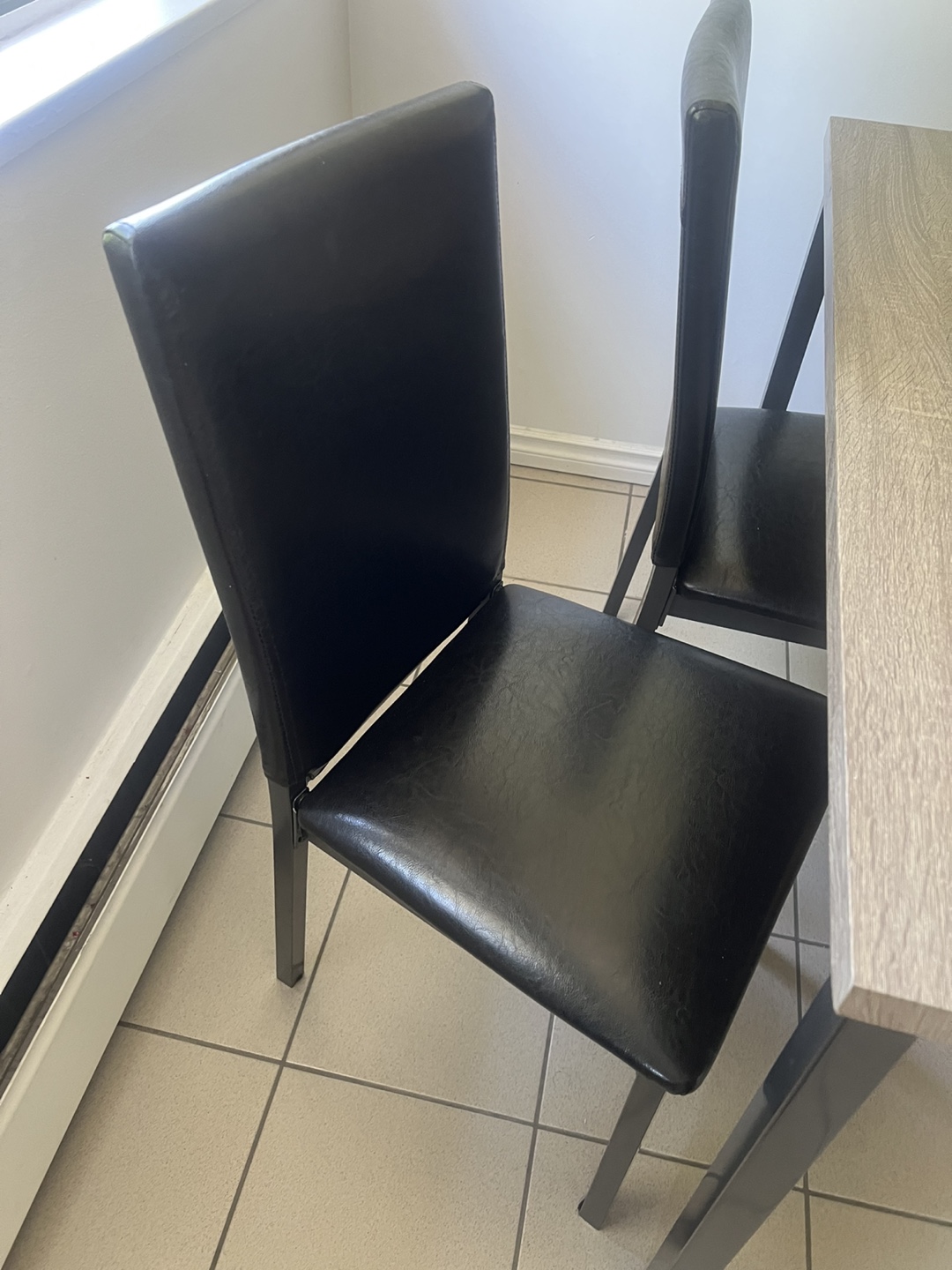 Dining Table with 4 Chairs - photo 4