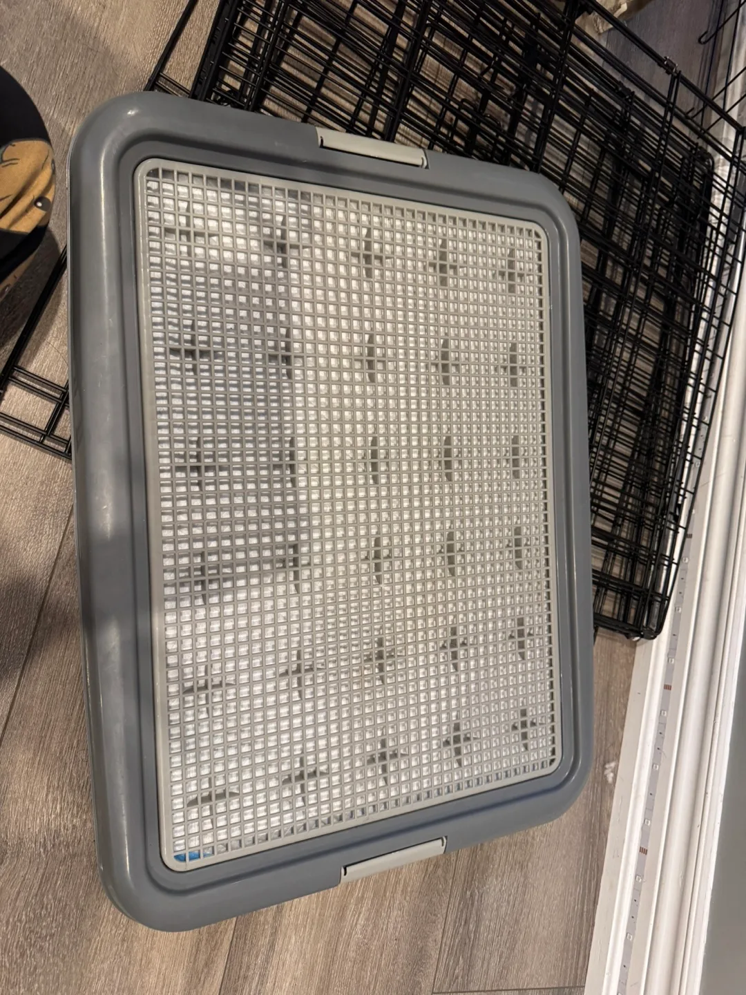 Dog pee pad Tray thumbnail