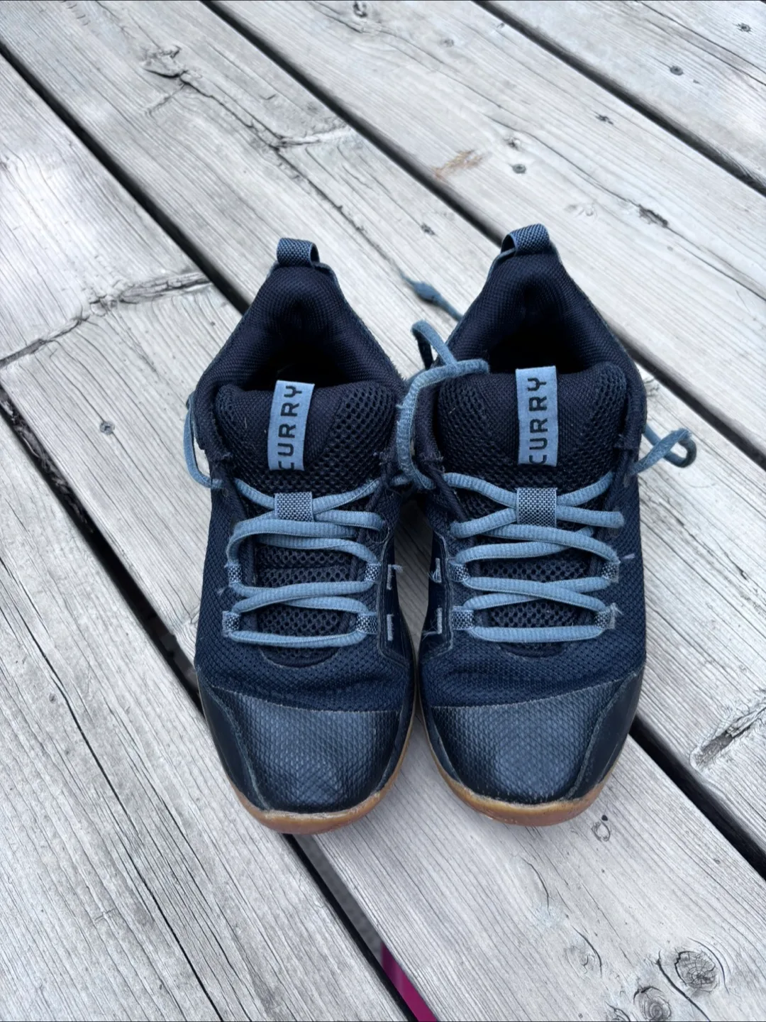 UA Curry Basketball Shoes (size 3Y) thumbnail