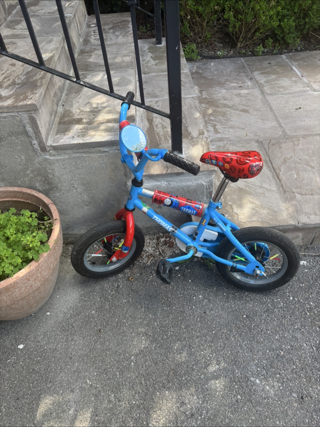 Thomas the Tank Engine Kids' Bike 12” (age 3-5) - photo 2