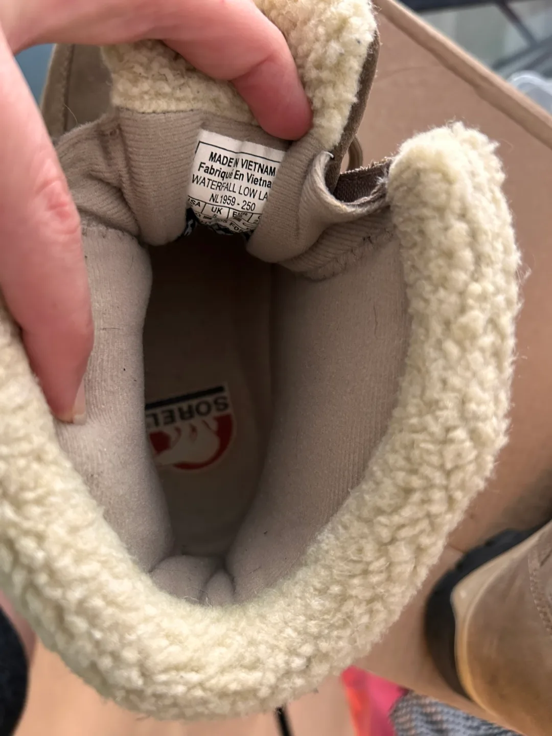 Sorel Waterfall Low Ace, Size 7 (23,5 cm), Worn 3x image indicator(5)