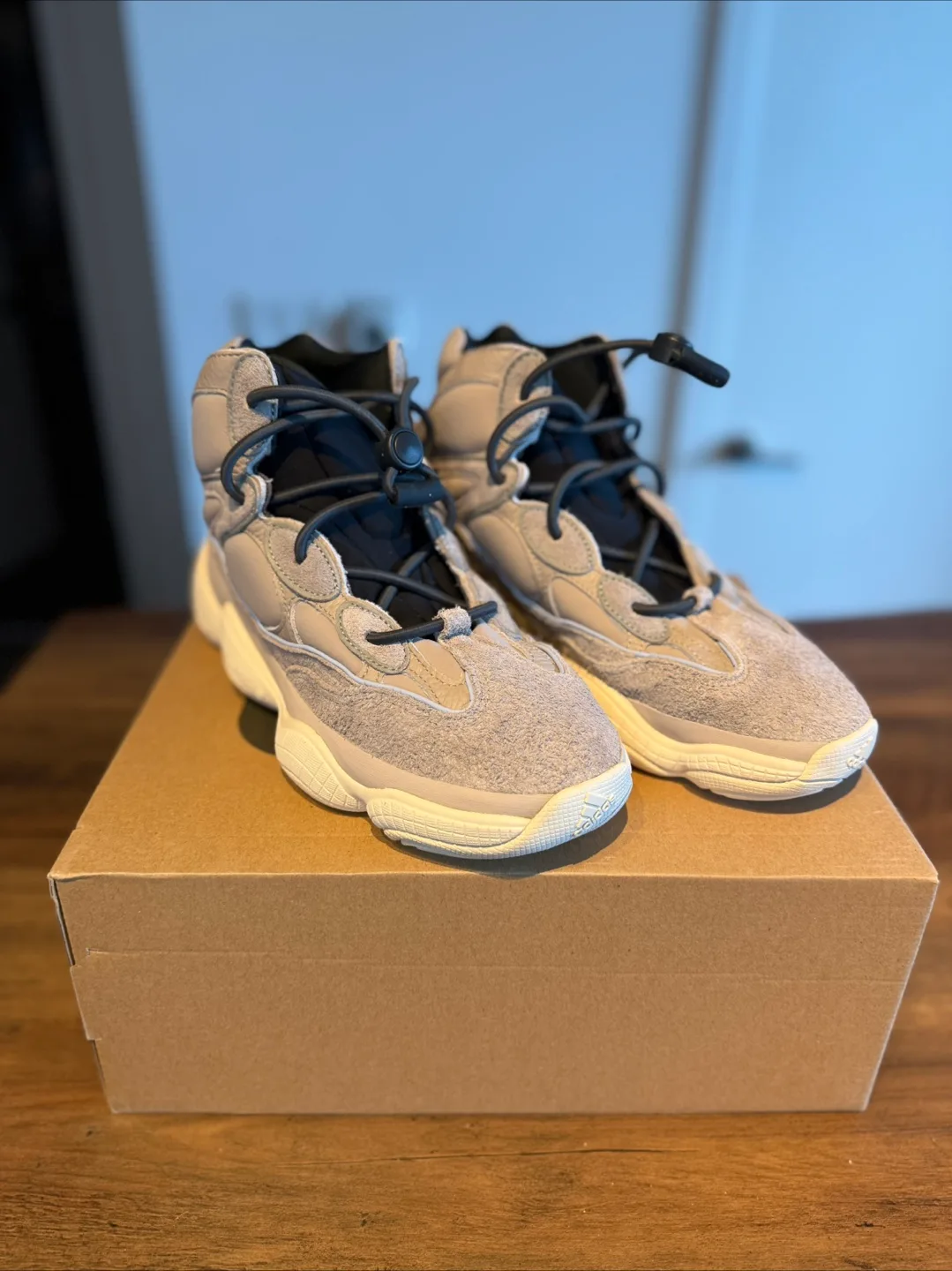 Adidas Yeezy 500 High Mist Stone Size 9 US thumbnail