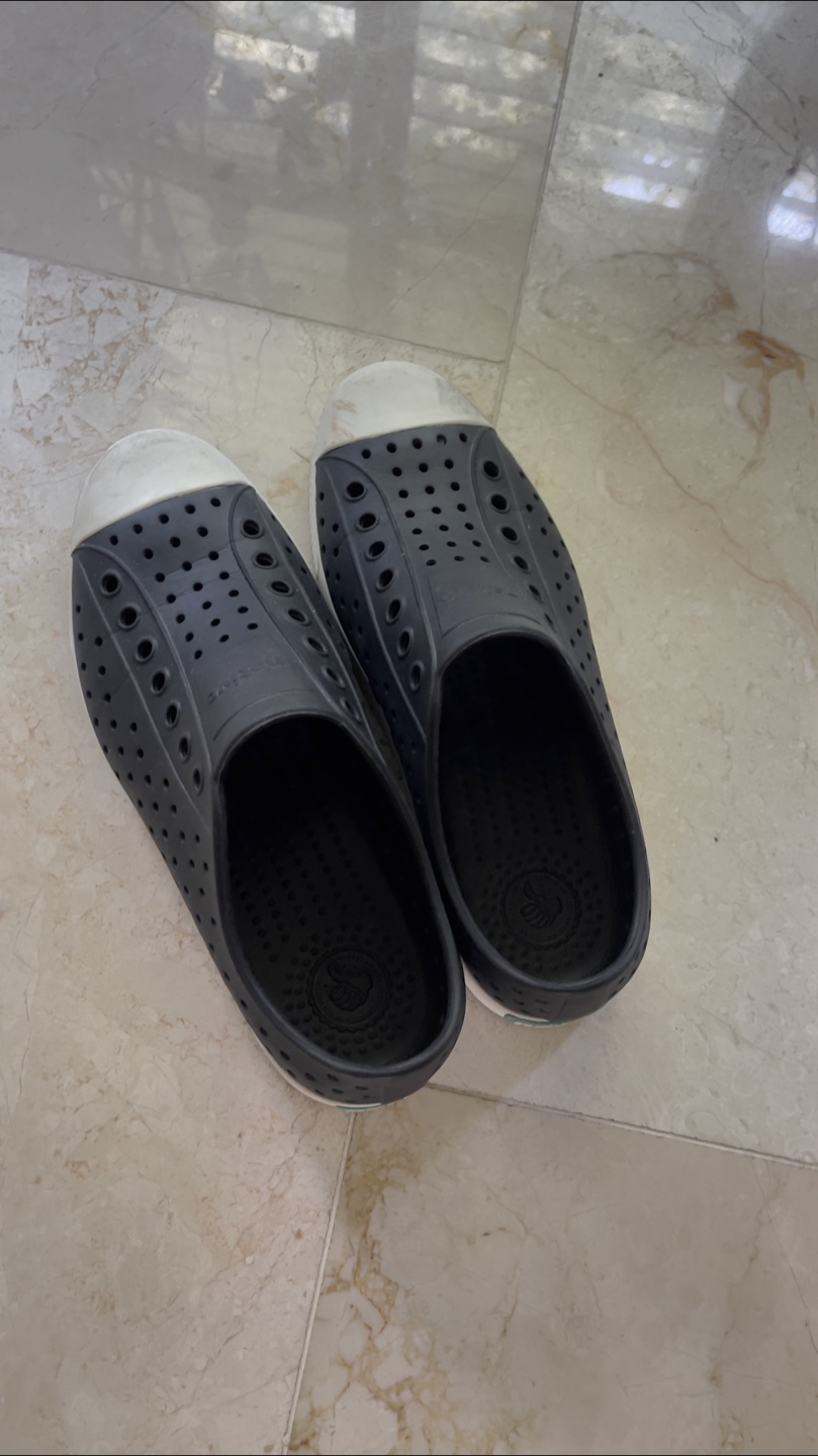 Native Shoes - Size 7 - photo 3