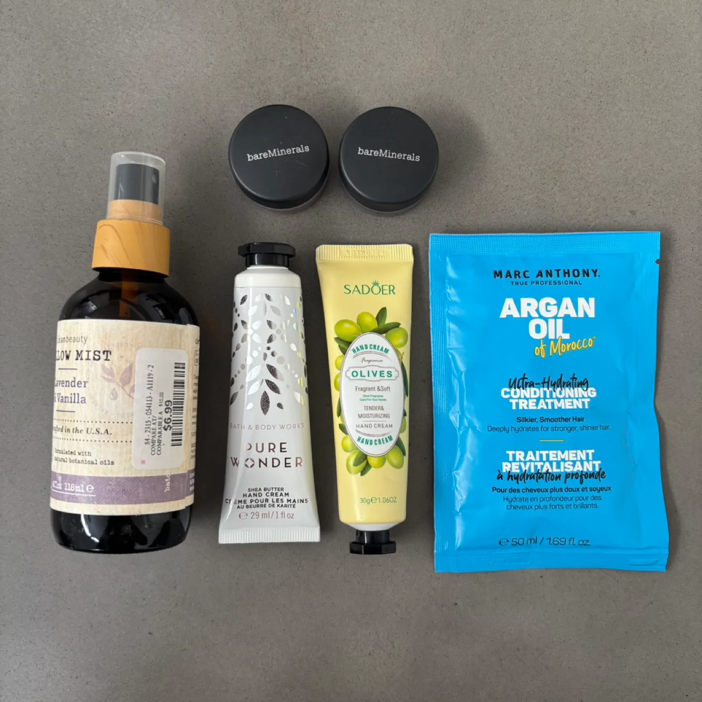 Assortment of Beauty Items thumbnail