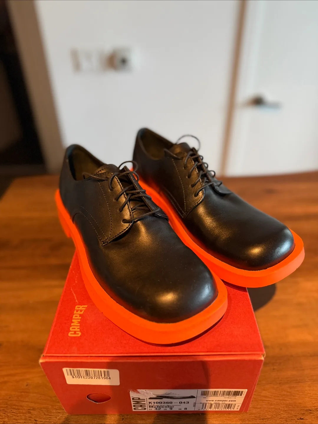 Camper Black Leather Shoes - Size 8 thumbnail