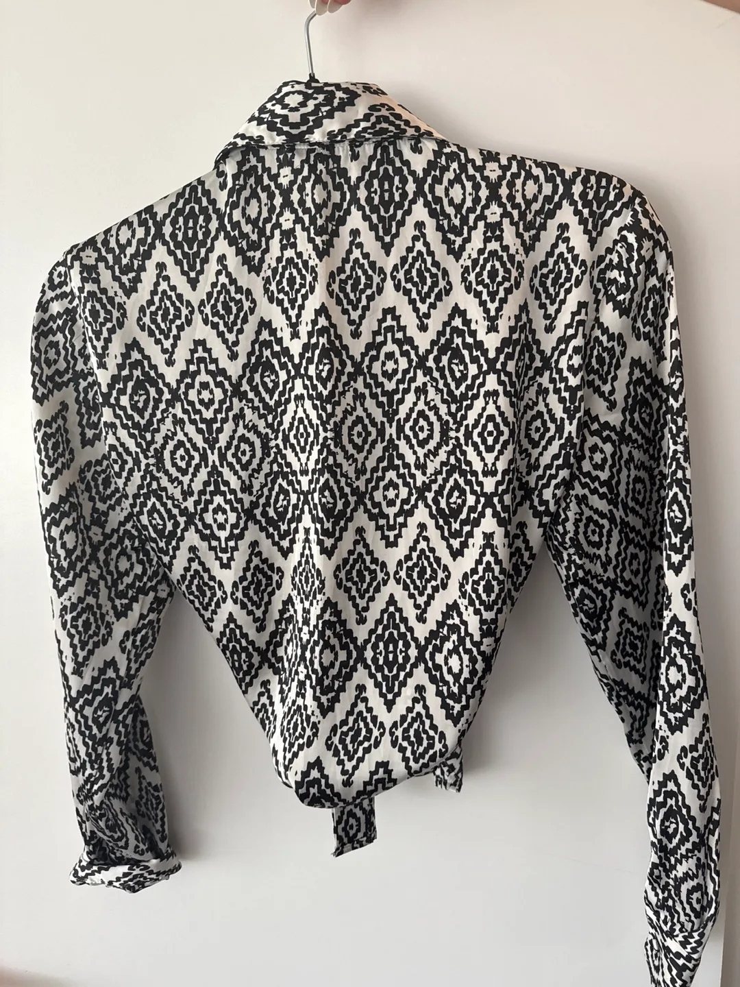 Zara Print Blouse - Size Small image indicator(2)