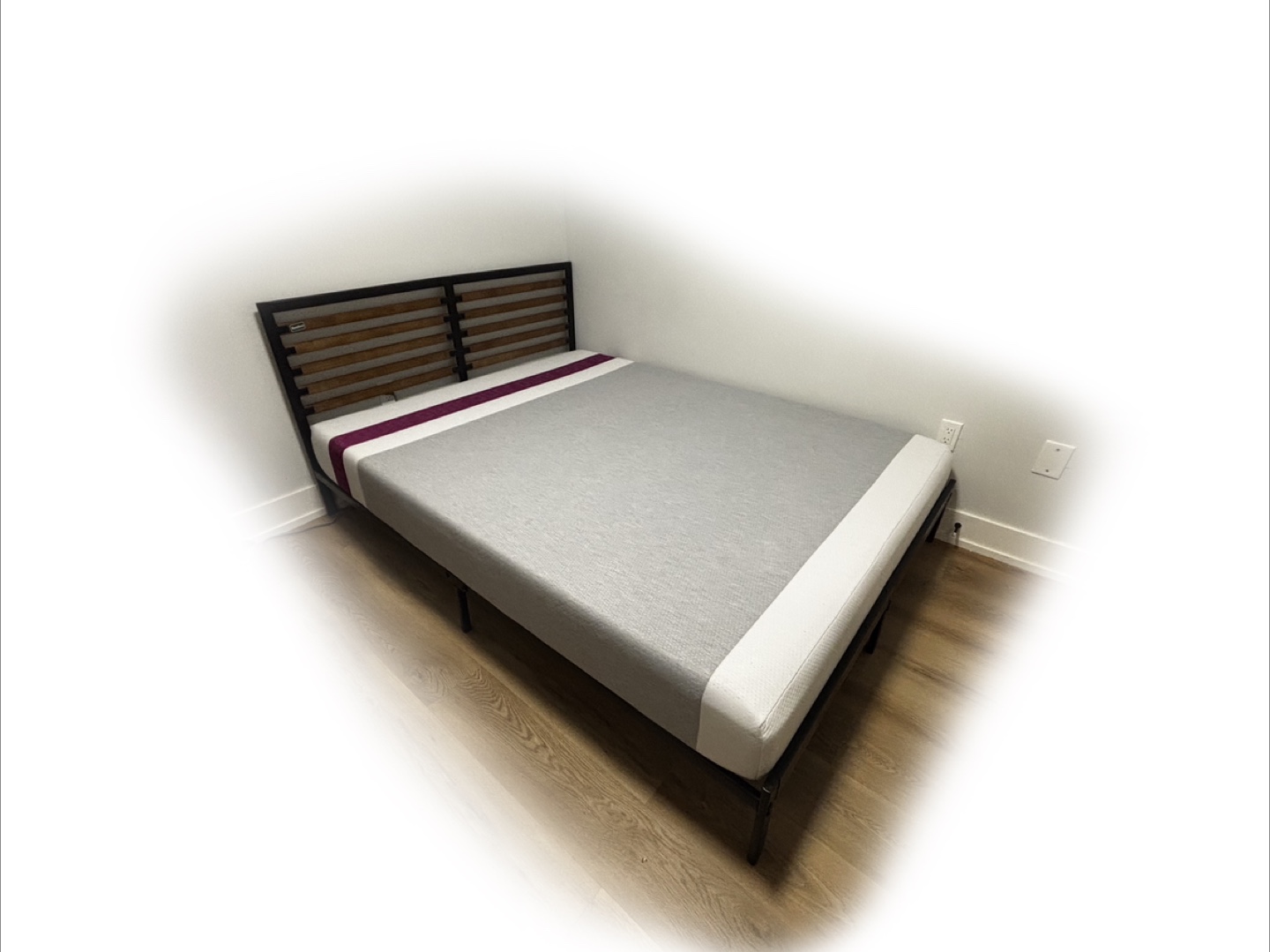 JUNO queen size Mattress and bed frame - photo 4