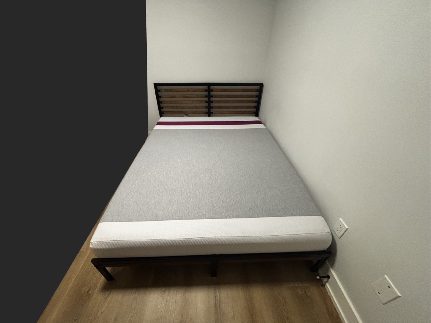 JUNO queen size Mattress and bed frame - photo 3