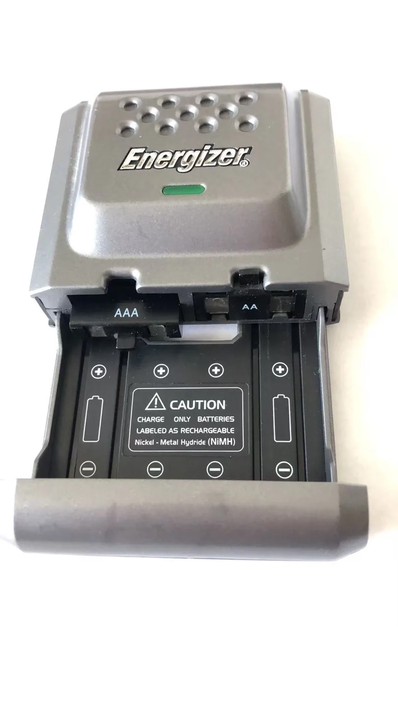 Energizer Battery Charger for AA/AAA thumbnail