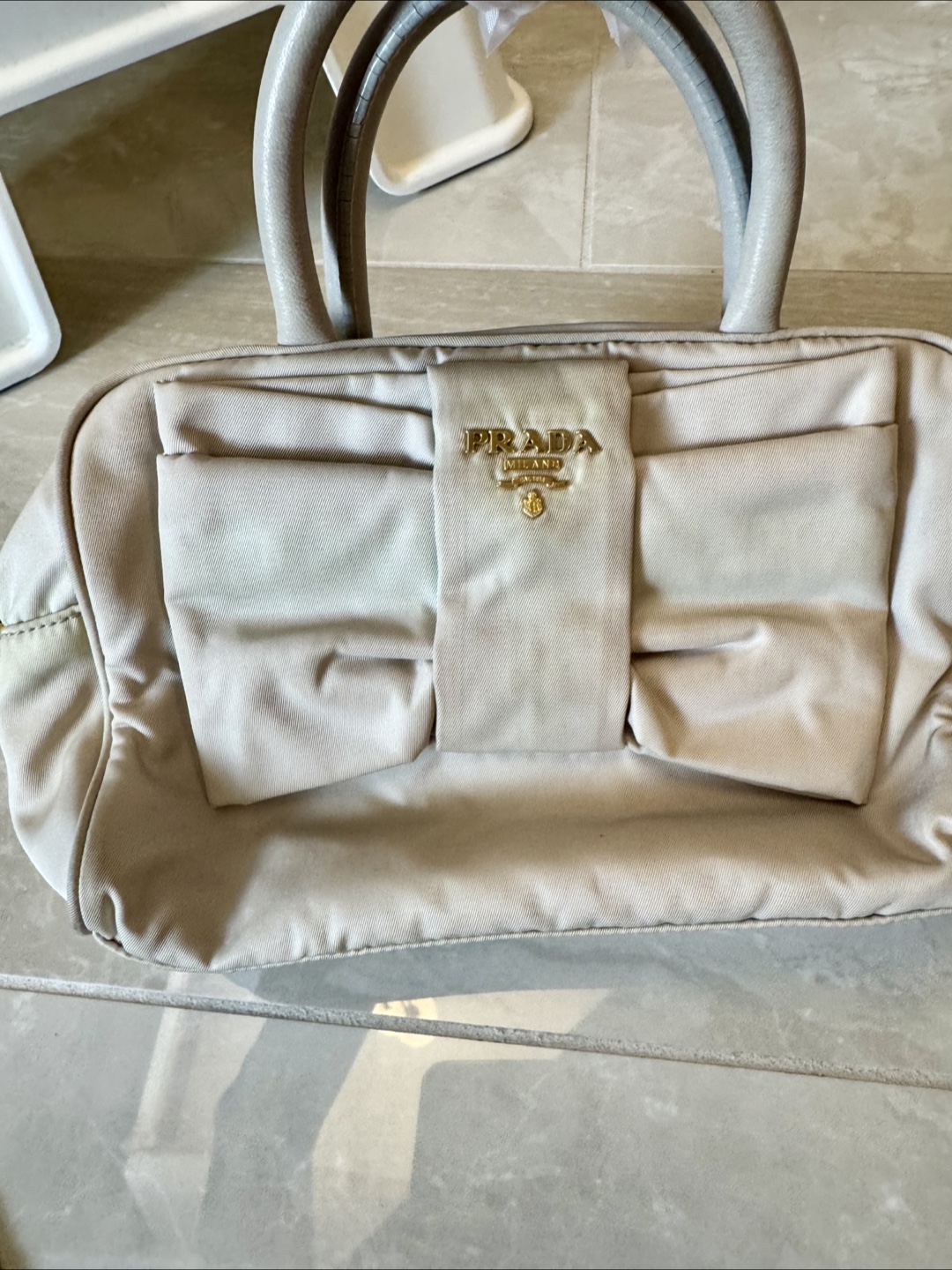 Moving sale - Prada tessuto fiocco alluminio handbag - photo 2