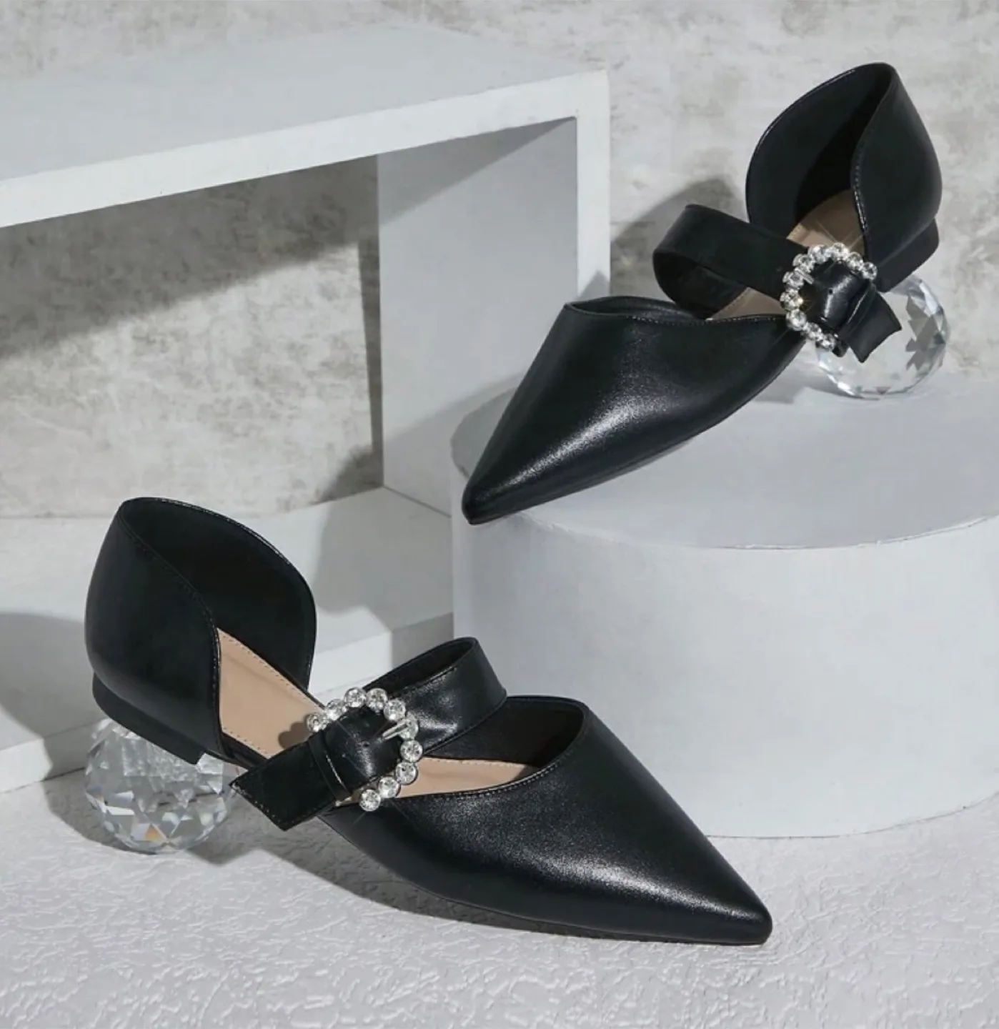 Black Pointed-Toe Flats with Crystal Buckle🇨🇦🇨🇦🇨🇦🇨🇦 thumbnail