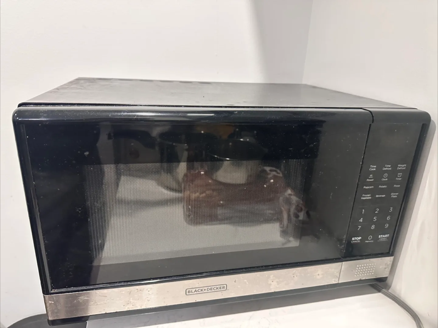Black+Decker Microwave thumbnail