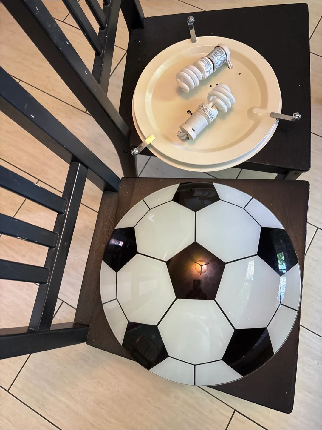 Soccer Ball Ceiling Light image indicator(5)
