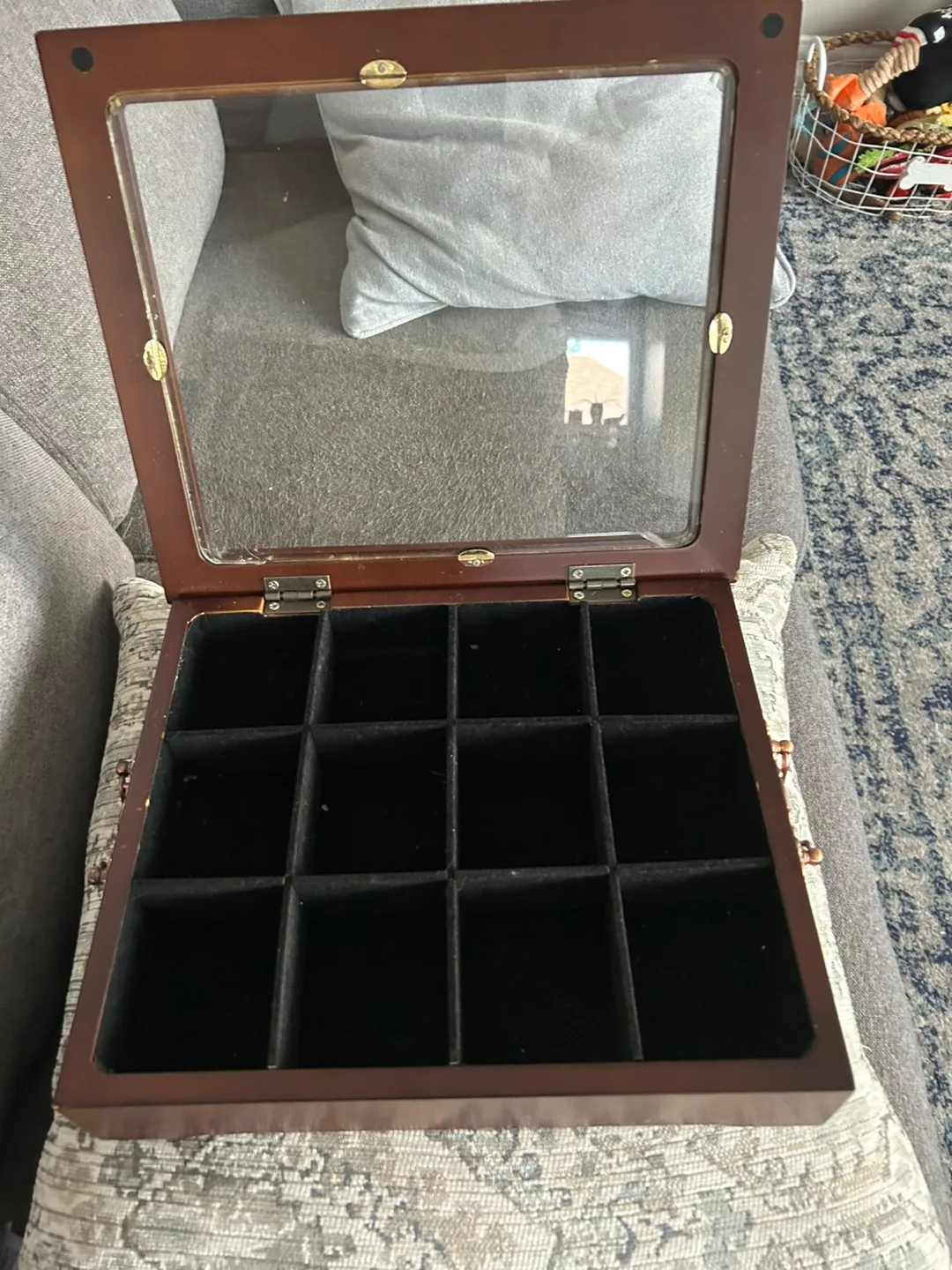 Wooden Display Box - 14x14 Inches image indicator(2)