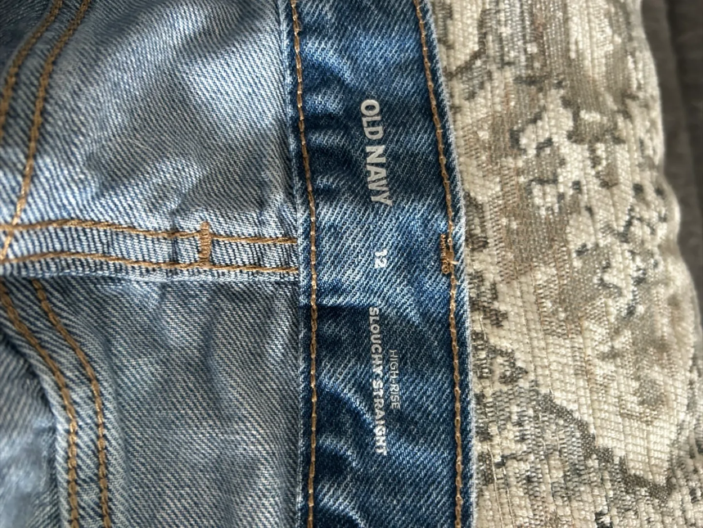 Old Navy Slouchy Straight Jeans - Size 12 image indicator(3)