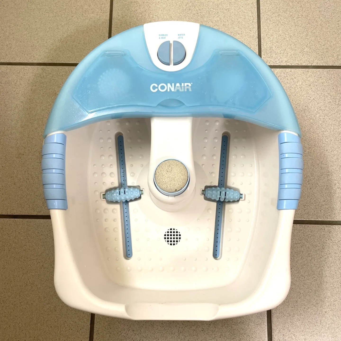 Conair Massaging Foot Spa (like new) thumbnail