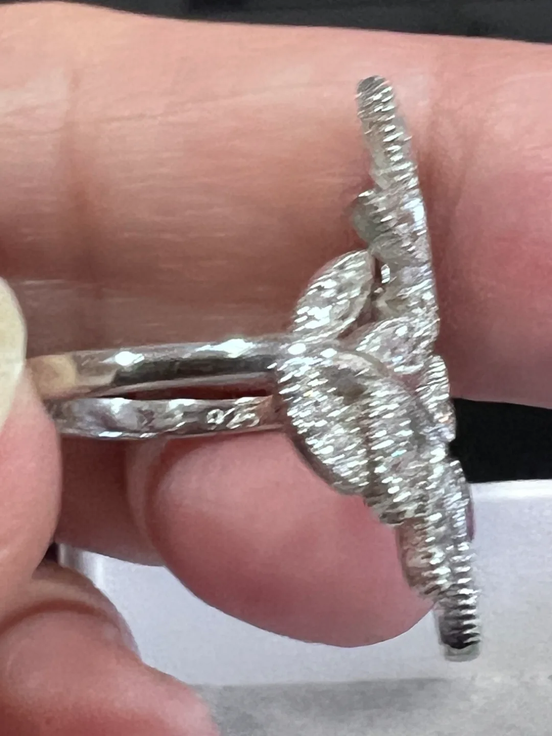 Silver Leaf Ring thumbnail