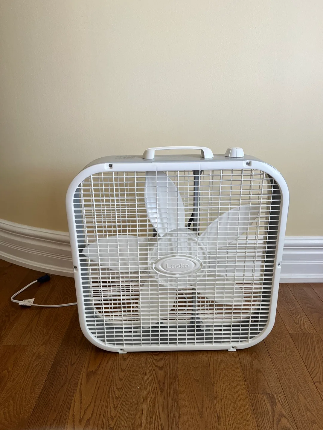 Lasko Box Fan - White thumbnail