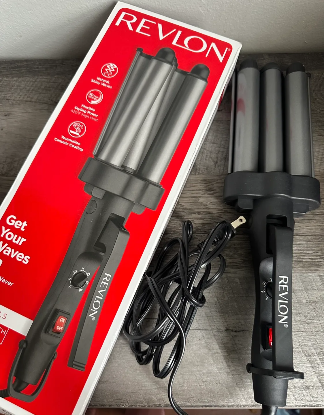Revlon Jumbo 3 Barrel Hair Waver thumbnail